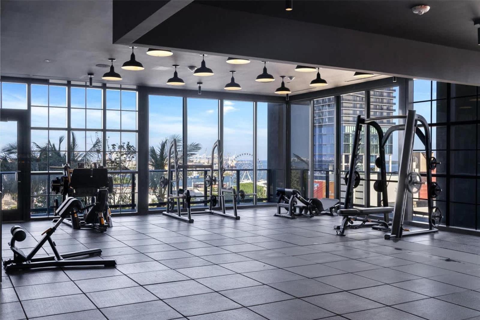 Apartamento Spectacular With Pool & Gym